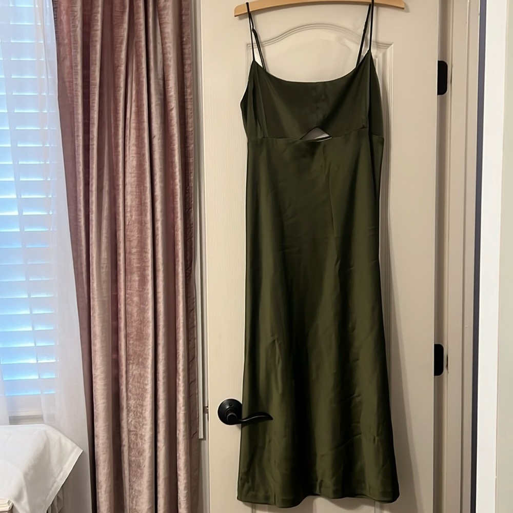Banana Republic sage green satiny dress. Size 20